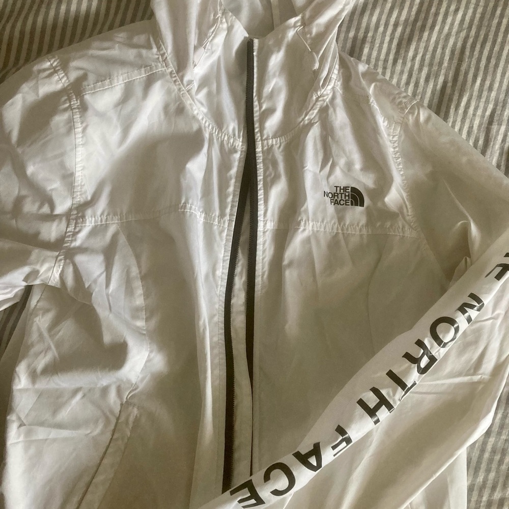 North face windbreaker